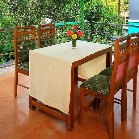 Thekkady Spice Valley Holiday Hotel Теккади Экстерьер фото