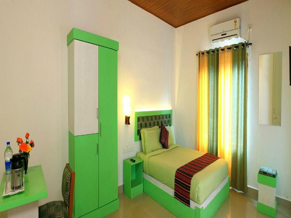 Thekkady Spice Valley Holiday Hotel Теккади Экстерьер фото